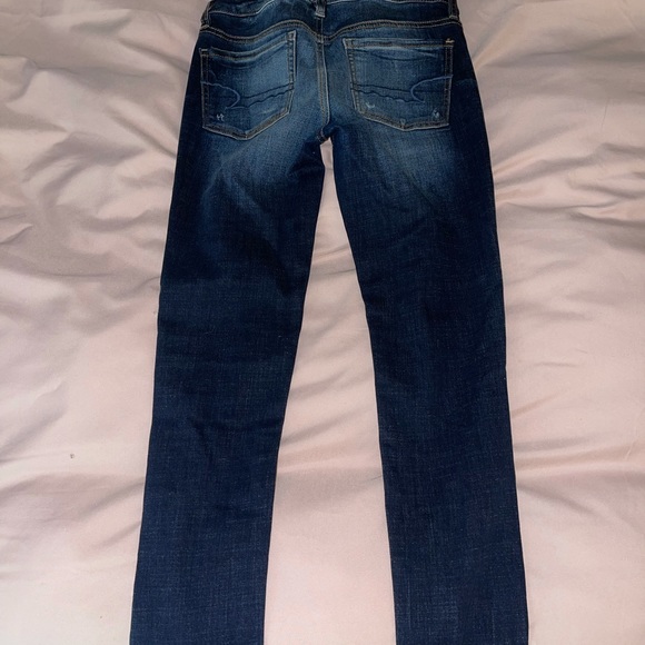 dark wash stretch ripped jeans - Picture 2 of 3